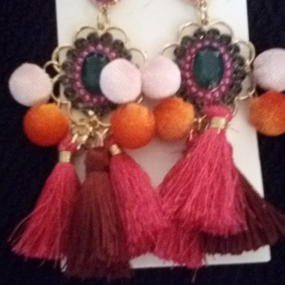 EARRINGS - Picture 3 of 3